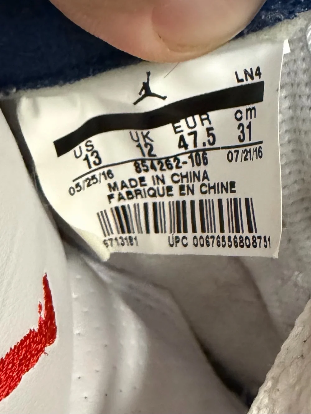 Jordan Men’s White, Blue & Red Retro Basketball Shoes